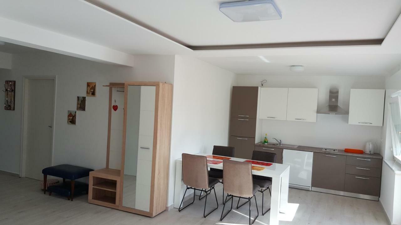 Apartamento Vipava Selce Exterior foto