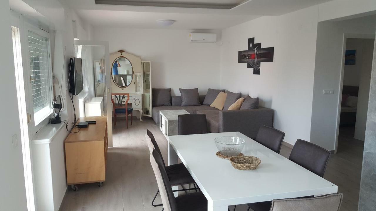 Apartamento Vipava Selce Exterior foto